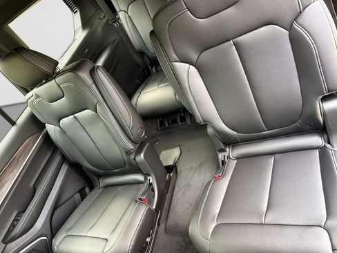 New 2026 Jeep Grand Cherokee L Limited w/ Limited Altitude Package AWD/4WD image 14