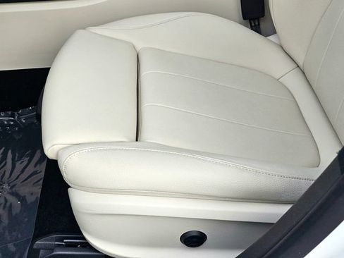 Certified 2025 Mercedes-Benz CLA 250 4MATIC image 20