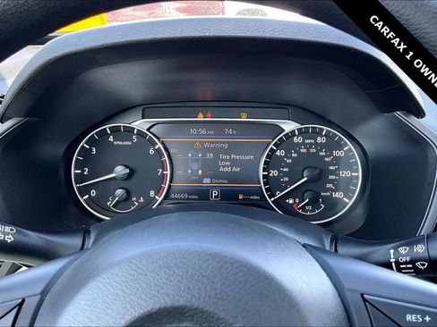 Used 2025 Nissan Altima 2.5 SV image 13