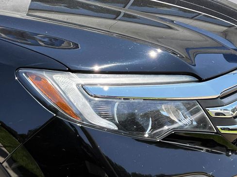 Used 2017 Honda Pilot EX image 10