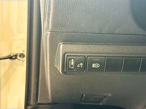 Used 2024 Toyota Corolla LE FWD image 10