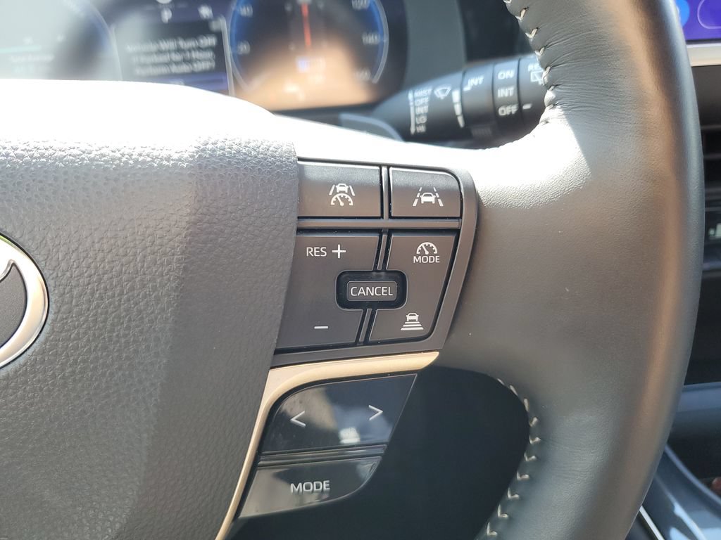 Certified 2025 Toyota Crown Signia AWD/4WD image 20
