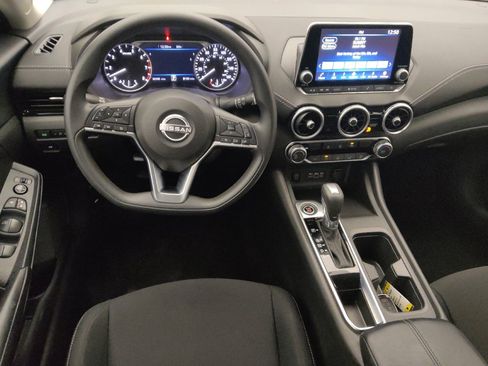 Used 2025 Nissan Sentra SV FWD image 22