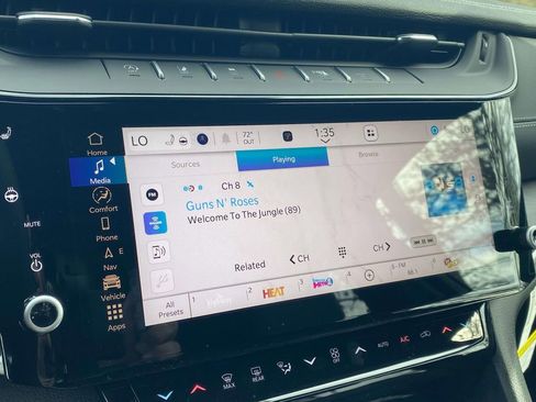 New 2026 Jeep Grand Cherokee Limited w/ Luxury Tech Group II image 18