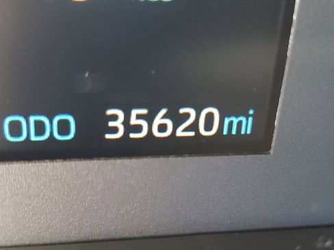 Used 2024 Toyota Corolla LE image 20