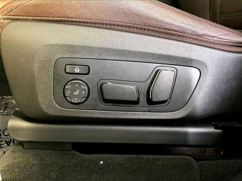 Used 2024 BMW X3 xDrive30i w/ Premium Package AWD/4WD image 38