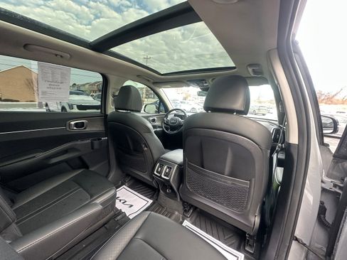 Used 2024 Kia Sorento X-Line EX image 20