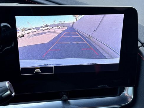 Used 2023 Chevrolet Corvette Stingray Coupe w/ Z51 Performance Package image 21