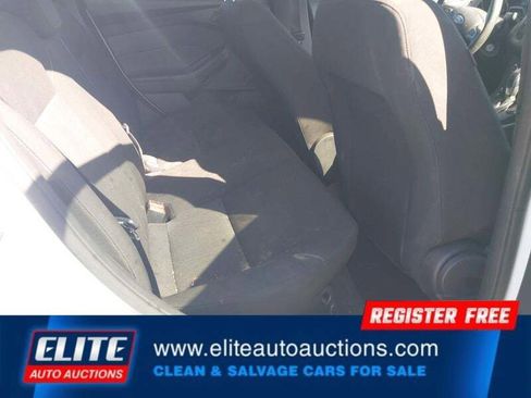 Used 2017 Ford Focus S image 15