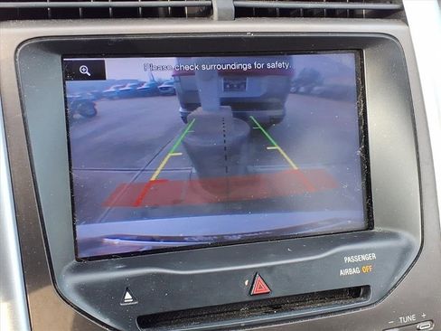 Used 2013 Ford Edge SEL image 21