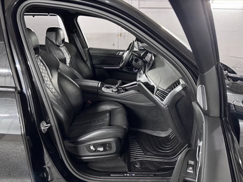 Used 2021 BMW X5 M w/ Competition Package AWD/4WD image 60