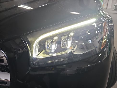 Used 2020 Mercedes-Benz GLS 450 4MATIC image 33