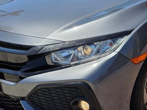 Used 2018 Honda Civic EX image 6
