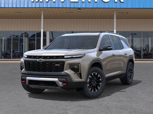 New 2026 Chevrolet Traverse Z71 w/ Enhanced Driving Package AWD/4WD image 6