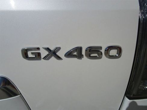 Used 2021 Lexus GX 460 Luxury w/ Off Road Package image 33