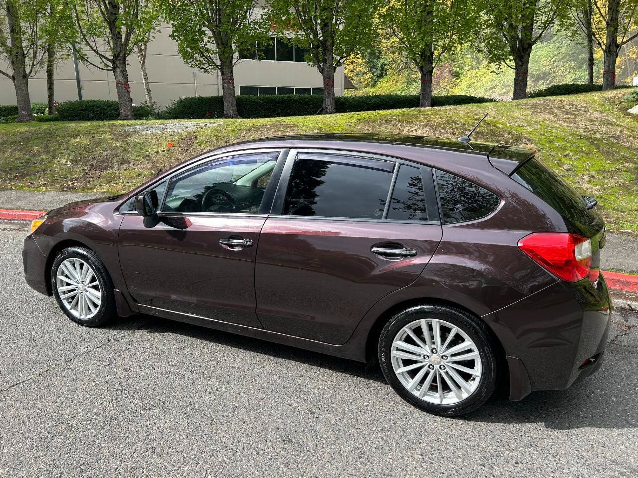 Used 2013 Subaru Impreza 2.0i Limited AWD/4WD image 7
