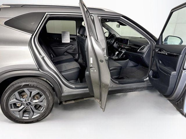 Certified 2024 Kia Seltos S AWD/4WD image 33