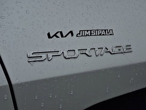 Certified 2023 Kia Sportage LX AWD/4WD image 30