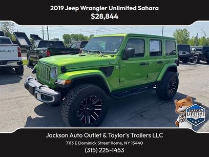 Used 2019 Jeep Wrangler Unlimited Sahara w/ Uconnect 4C Nav & Sound Group