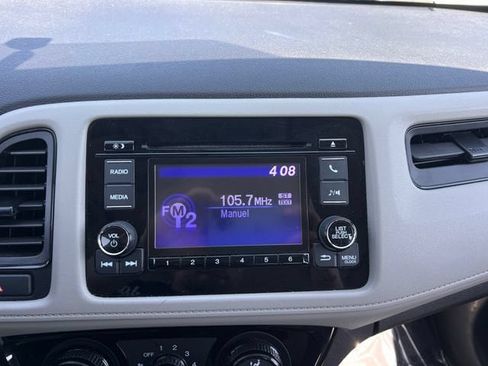 Used 2021 Honda HR-V LX image 22