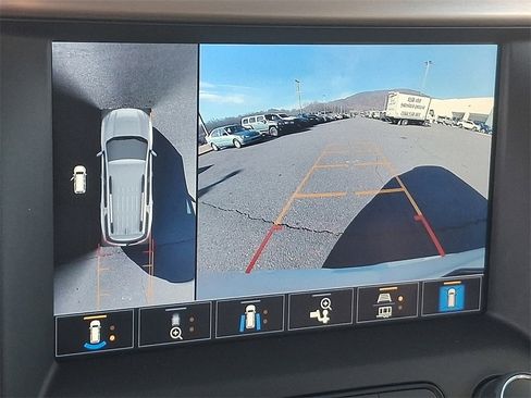 Used 2022 GMC Acadia Denali w/ Denali Ultimate Package image 18