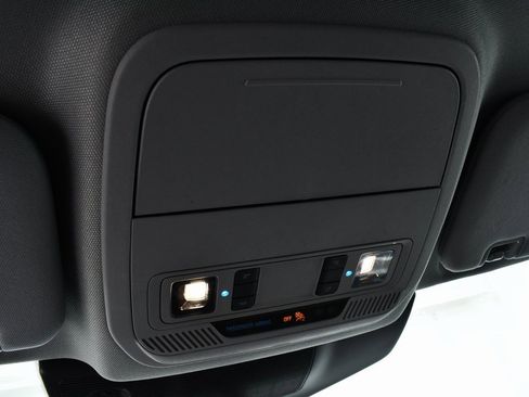 Used 2023 Ford Explorer XLT w/ Equipment Group 202A image 35