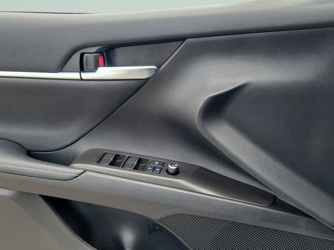 Certified 2022 Toyota Camry XSE FWD image 20