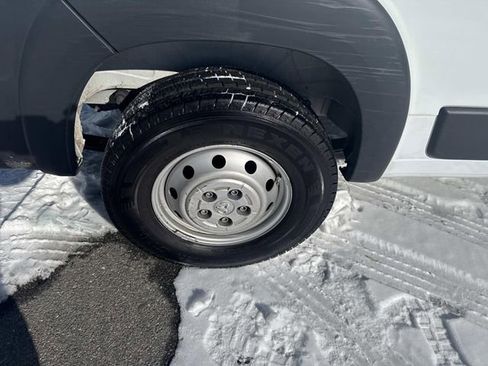 Used 2023 RAM ProMaster 2500 image 12