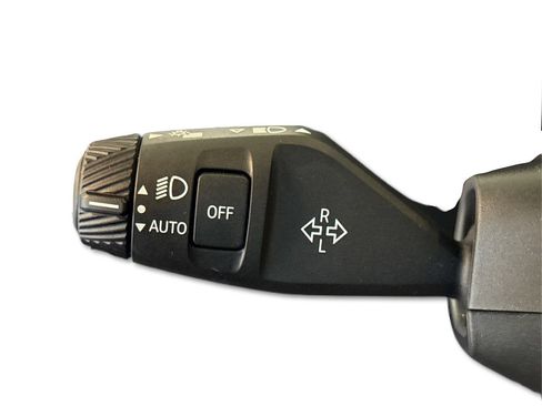 Used 2025 BMW 228i xDrive w/ Premium Package image 24