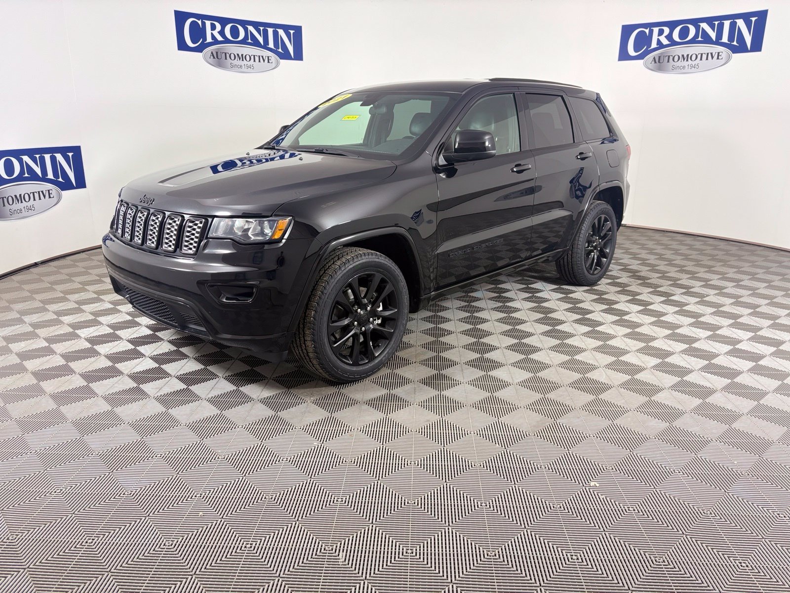 Used 2021 Jeep Grand Cherokee Laredo X AWD/4WD image 33
