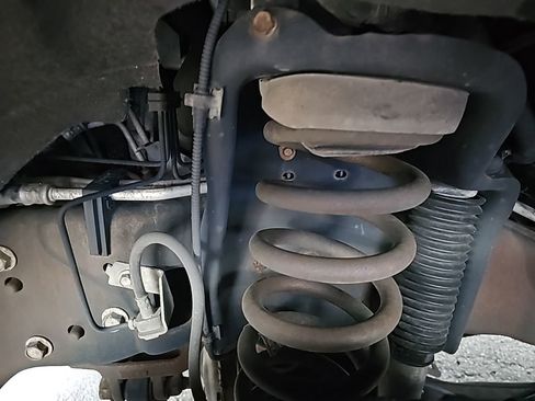 Used 2013 Ford F350 Lariat w/ Chrome Pkg image 13