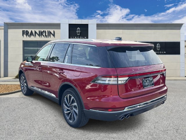 New 2027 Lincoln Aviator AWD image 5