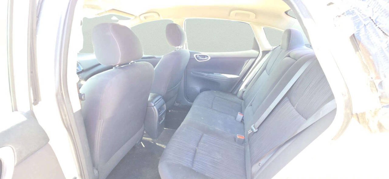 Used 2017 Nissan Sentra SV FWD image 7