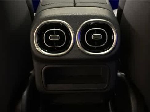 Used 2026 Mercedes-Benz GLC 300 4MATIC image 29