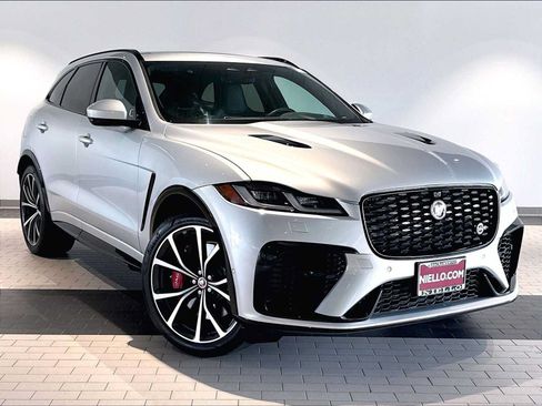 Used 2023 Jaguar F-PACE SVR AWD/4WD image 12
