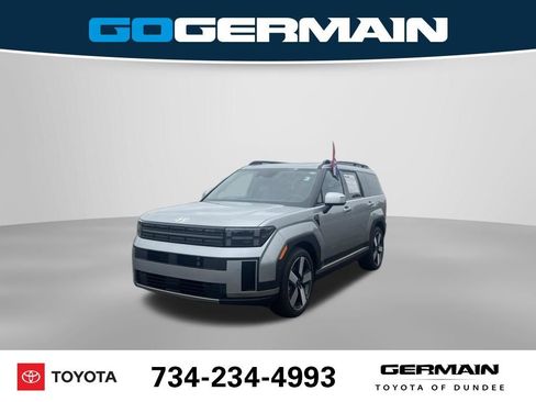 Used 2024 Hyundai Santa Fe Limited FWD image 1