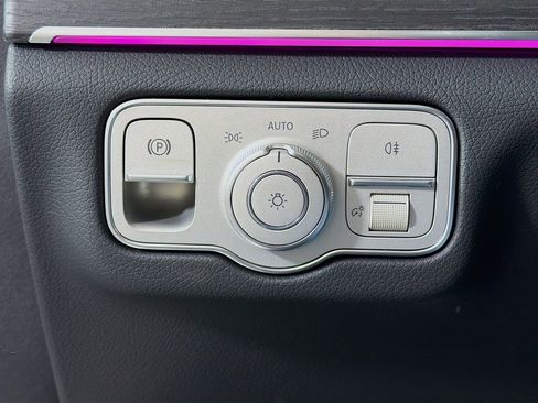 New 2026 Mercedes-Benz GLS 450 4MATIC image 11
