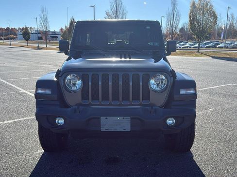 Used 2019 Jeep Wrangler Unlimited Sport image 17