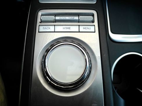 Used 2025 Genesis GV70 2.5T AWD/4WD image 49