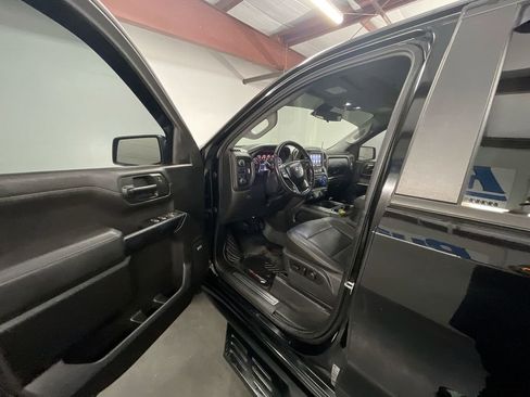 Used 2022 Chevrolet Silverado 1500 LT Trail Boss w/ LT Trail Boss Premium Package image 10