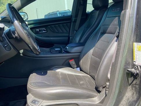 Used 2018 Ford Taurus SHO AWD/4WD image 11