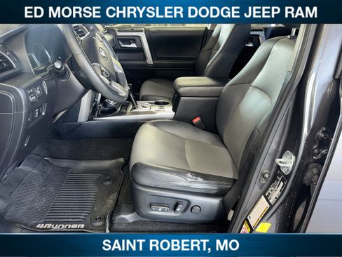 Used 2019 Toyota 4Runner SR5 Premium AWD/4WD image 28