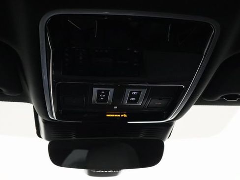 Used 2024 Land Rover Range Rover Velar Dynamic SE AWD/4WD image 23