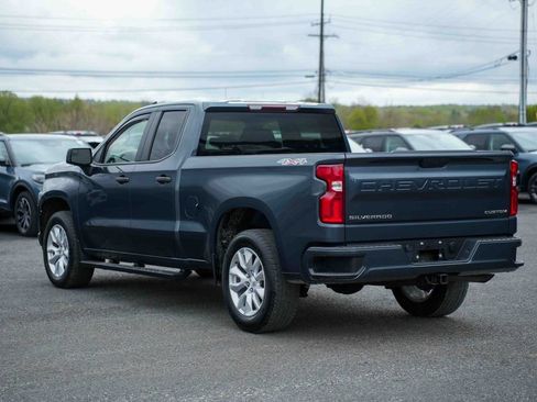 Used 2022 Chevrolet Silverado 1500 Custom AWD/4WD image 7
