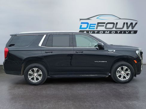 Used 2024 GMC Yukon SLE image 2