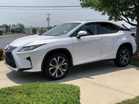Used 2017 Lexus RX 350 FWD w/ Premium Package image 5