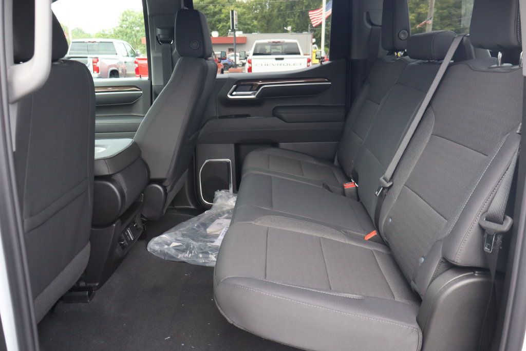 New 2026 Chevrolet Silverado 1500 LT AWD/4WD image 16