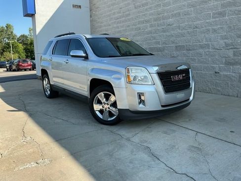 Used 2015 GMC Terrain SLE w/ Chrome Edition FWD image 1