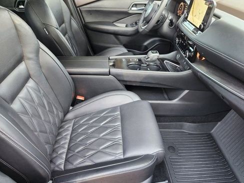 Used 2021 Nissan Rogue Platinum image 20