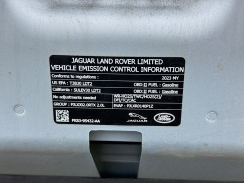 Used 2023 Land Rover Range Rover Velar R-Dynamic S AWD/4WD image 21